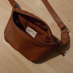 Universal Thread Hip Belt